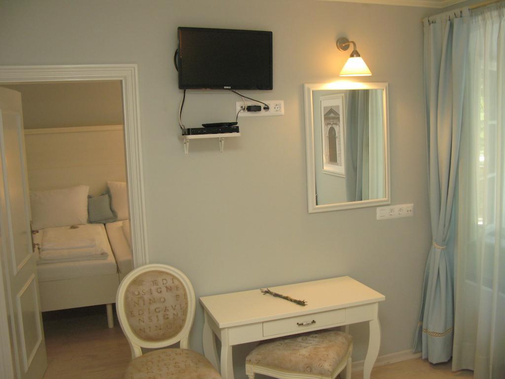 Hotel Villa Elisabeth - Veli Losinj Health Resort Rom bilde